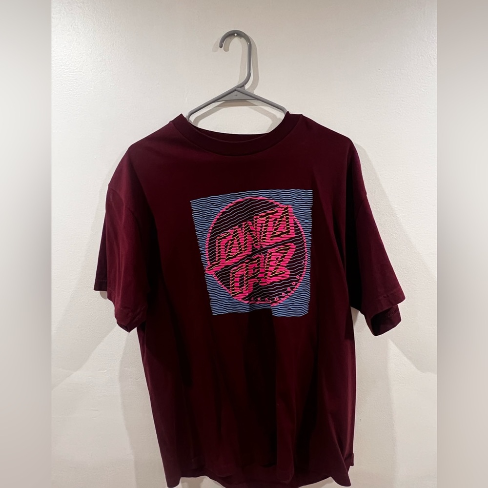 Santa Cruz maroon t shirt